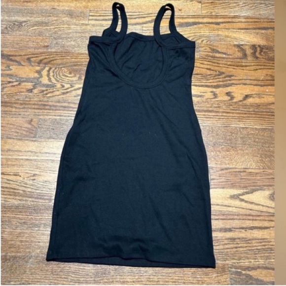 Black Sleeveless Mini Dress - Picture 4 of 6